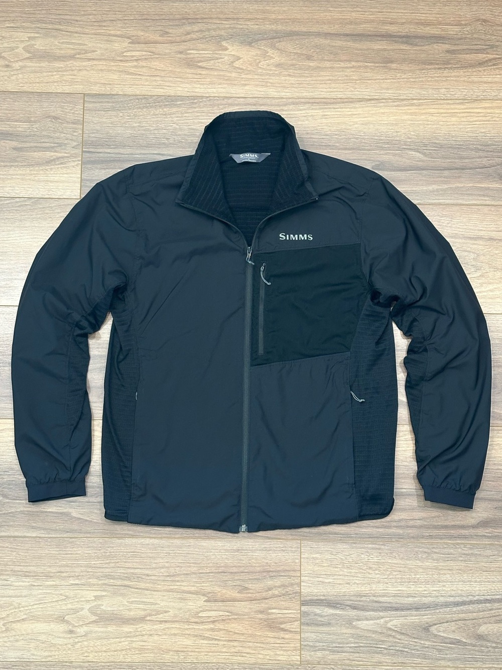 Simms Flyweight Access Jacket in Black Size Medium